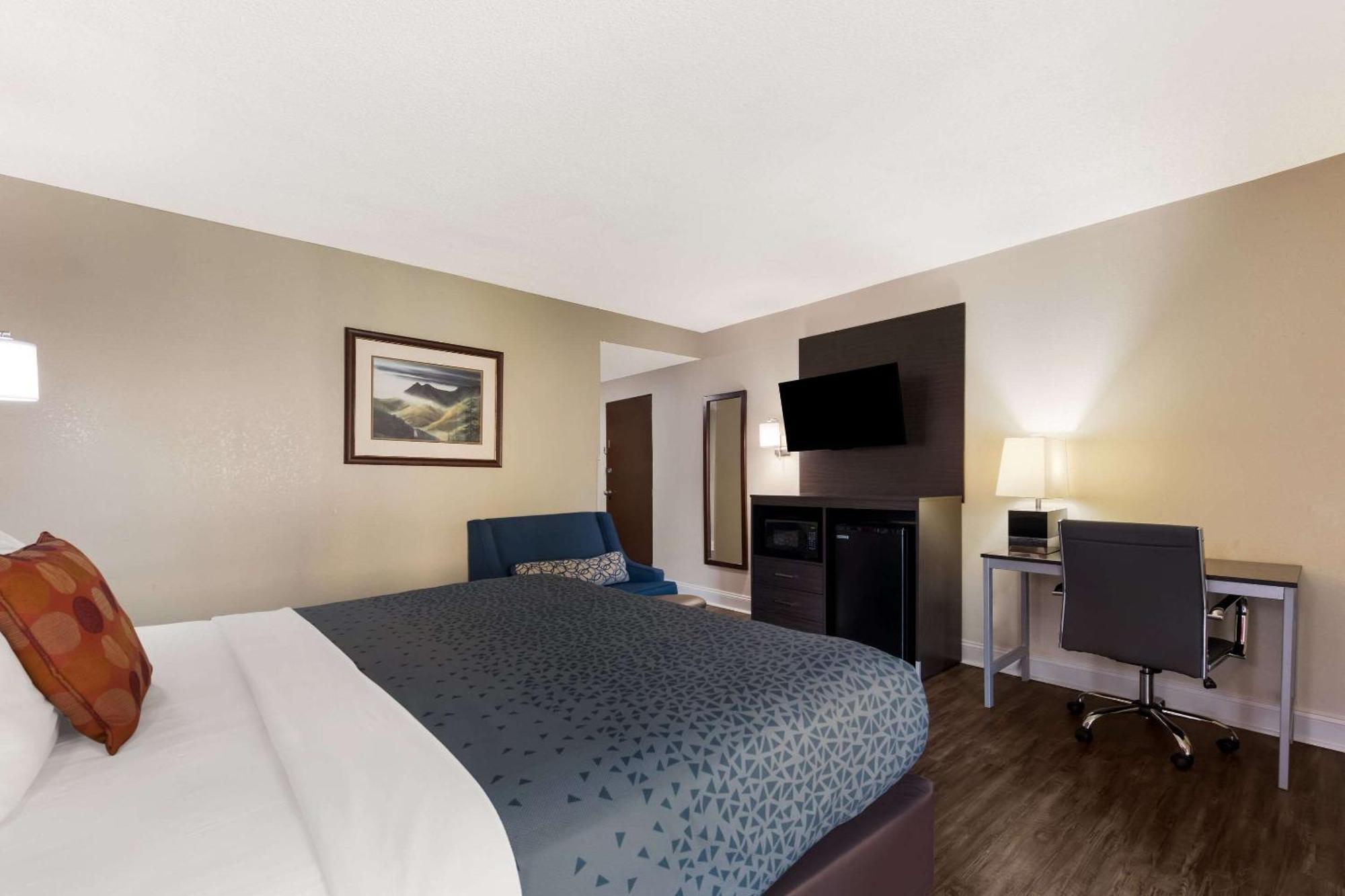 Econo Lodge Inn & Suites On The River Gatlinburg Bagian luar foto