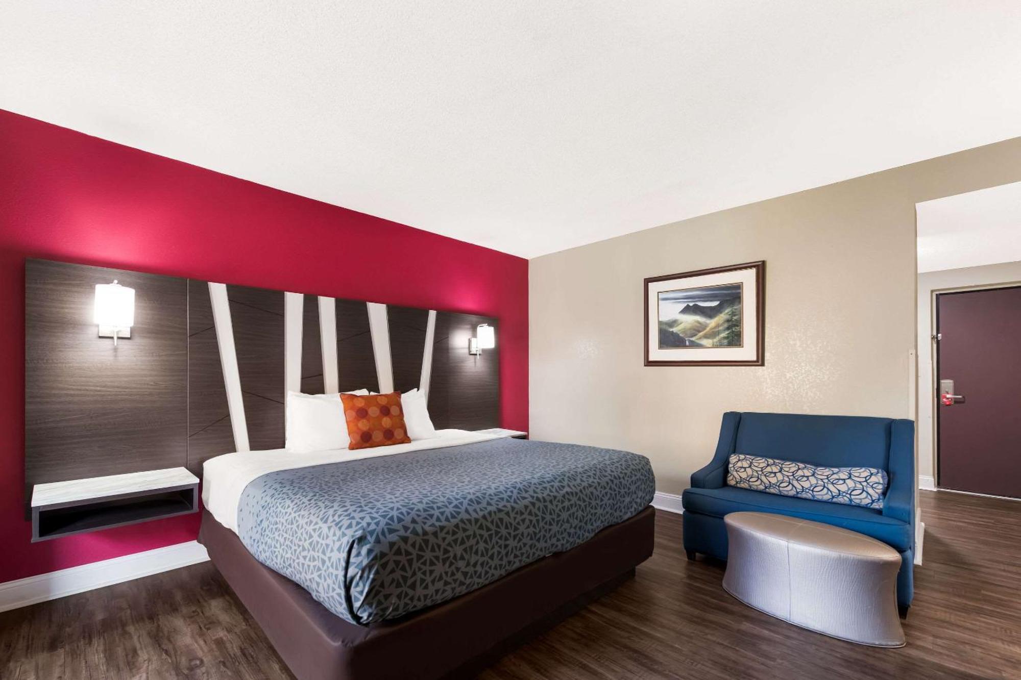 Econo Lodge Inn & Suites On The River Gatlinburg Bagian luar foto