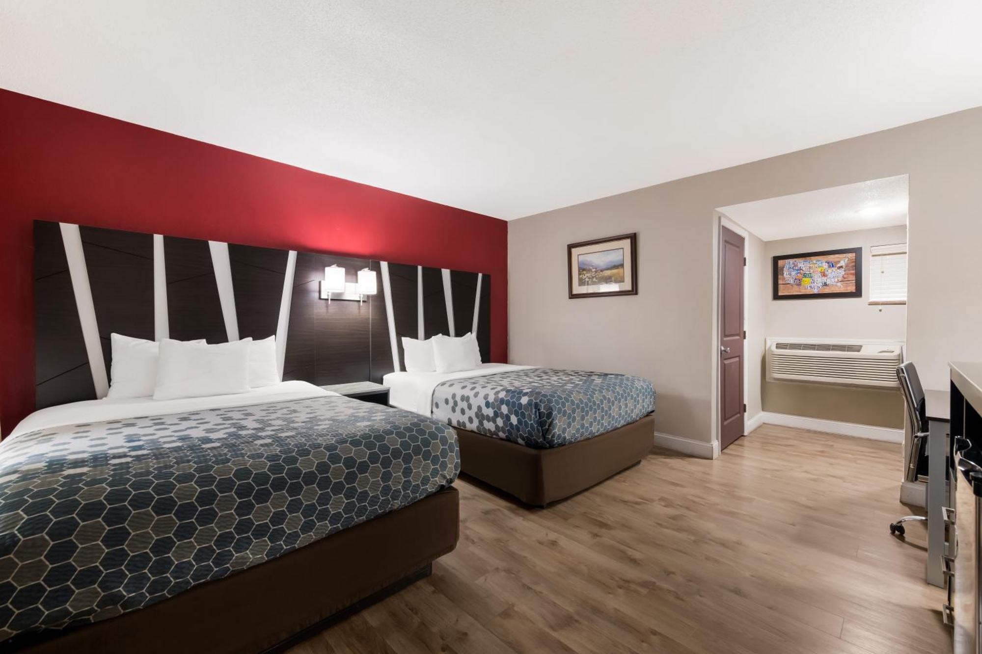 Econo Lodge Inn & Suites On The River Gatlinburg Bagian luar foto